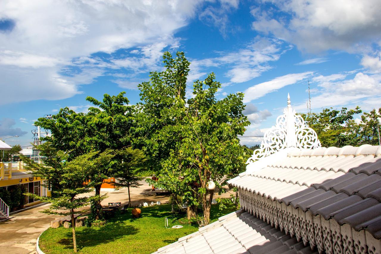 Raiwin Buri Resort Phrae Bagian luar foto